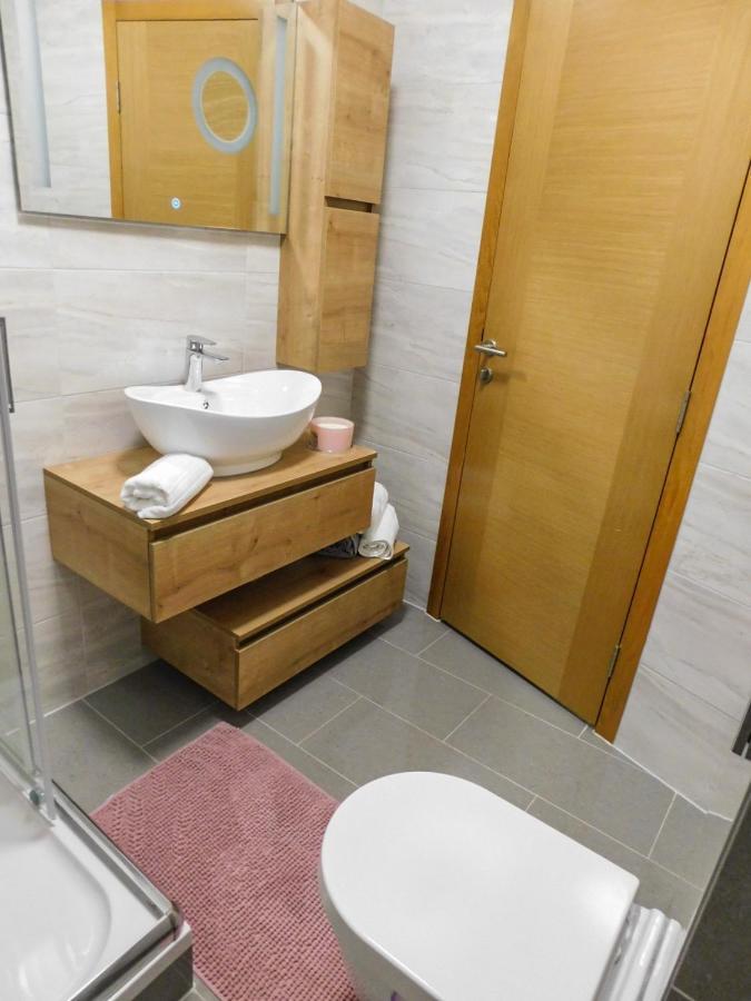 Apartman Lara Otočac Exteriör bild