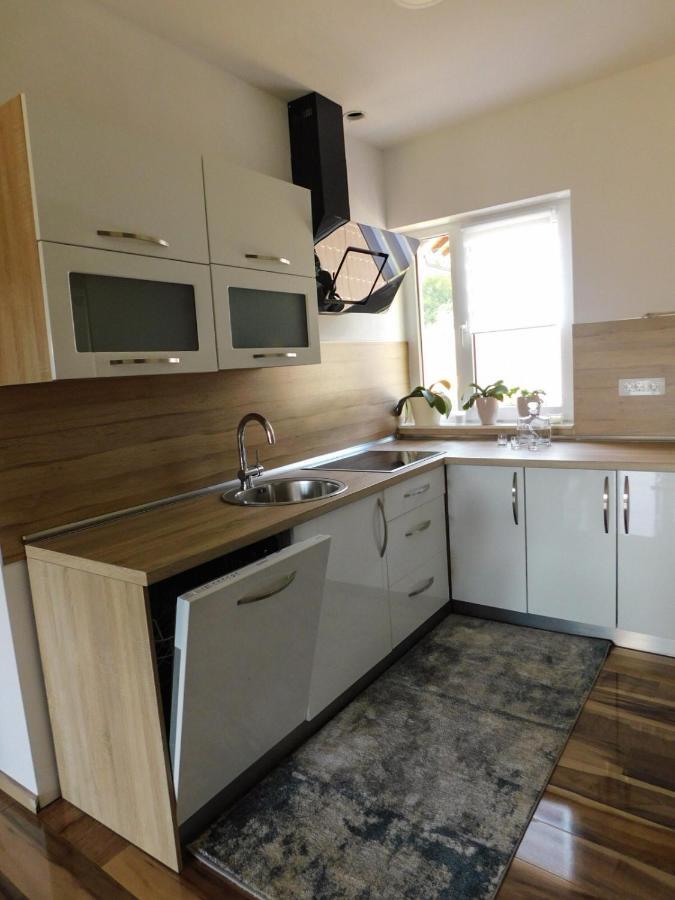 Apartman Lara Otočac Exteriör bild